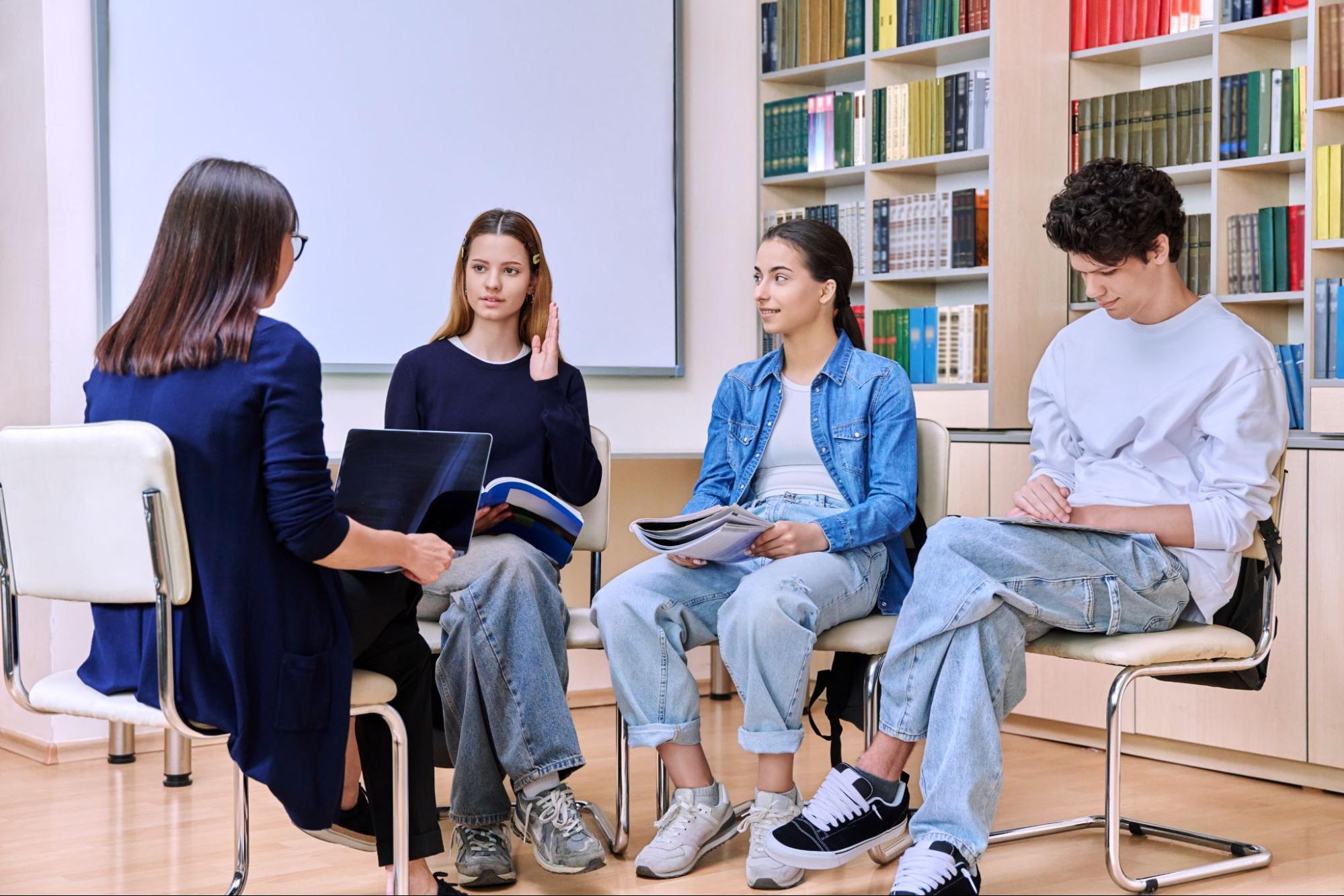 College Counseling vs School Counseling What’s the Difference